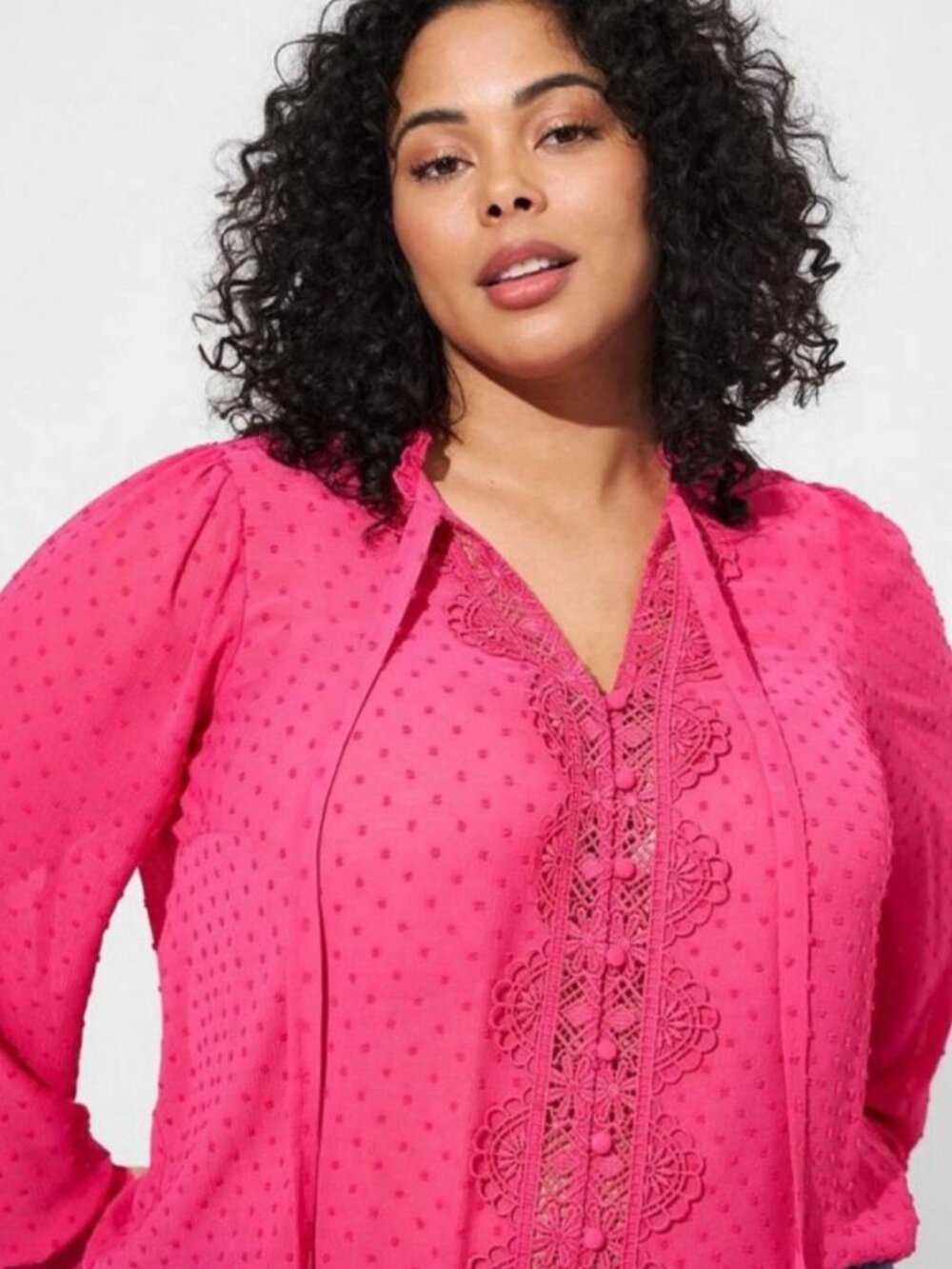 Torrid 1 Chiffon Swiss Dot Blouse Ruffle Neck Tie Front Top Pink 1X Crochet Lace - Picture 2 of 9